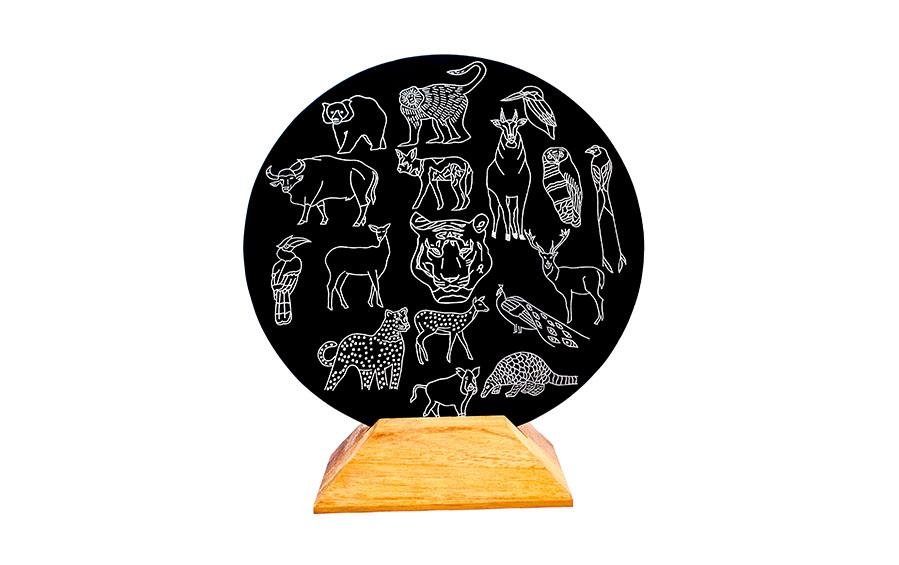 Animals of Kanha - Decorative Plates - indic inspirations