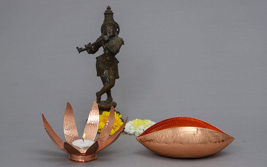 SUNFLOWER & COPPER POD T-LIGHT - Candle-holders - indic inspirations