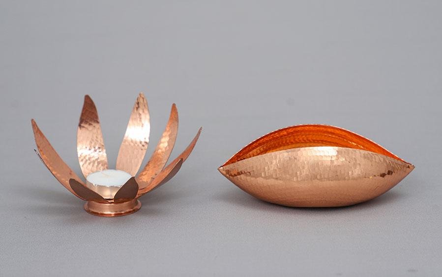 SUNFLOWER & COPPER POD T-LIGHT - Candle-holders - indic inspirations